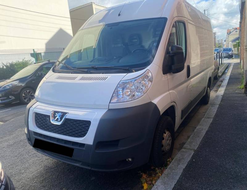 Acheter un Peugeot Boxer Fourgon 330 L2H2 110ch 2013 Finition Confort au Havre