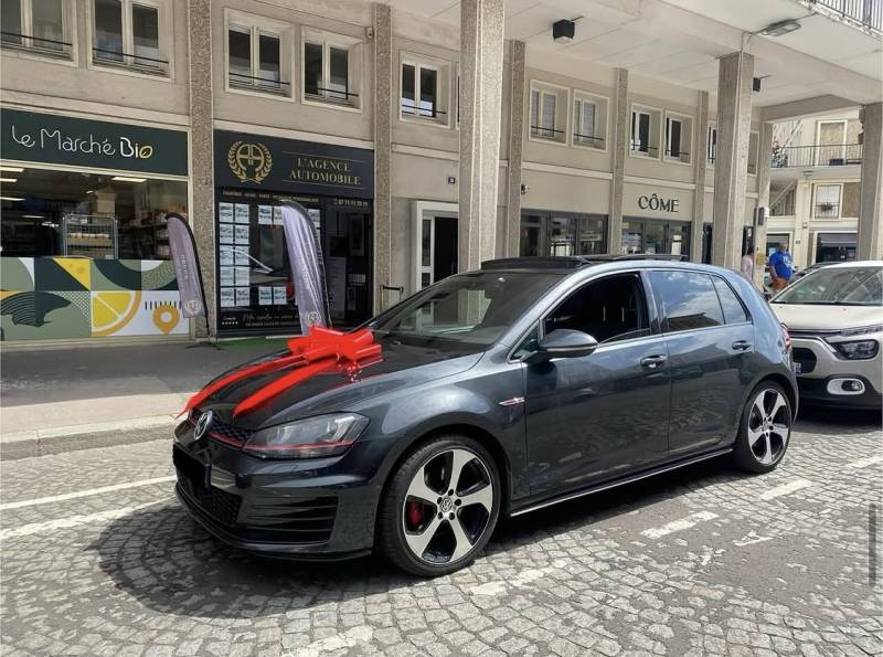 Acheter une Volkswagen Golf VII GTI  220ch 2015 Finition GTI au Havre
