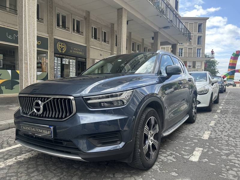 Acheter un Volvo XC40 163ch hybride finition Inscription Luxe 2022 au Havre