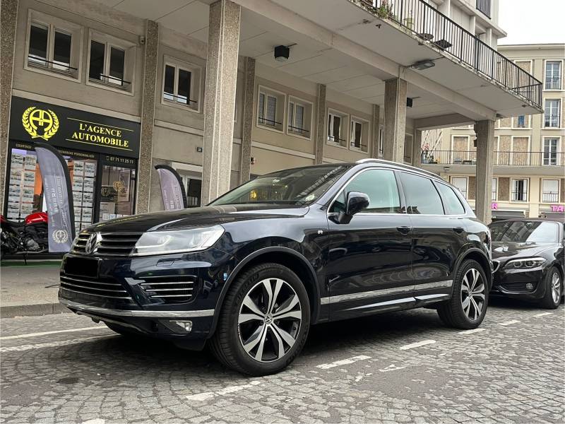 Acheter un Volkswagen Touareg 3.0 V6 262ch 2017 finition R-Line Ultime au Havre